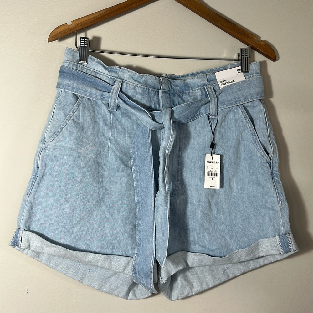 🌼EXPRESS SHORTIE SUPER‎ HIGH RISE SZ 10